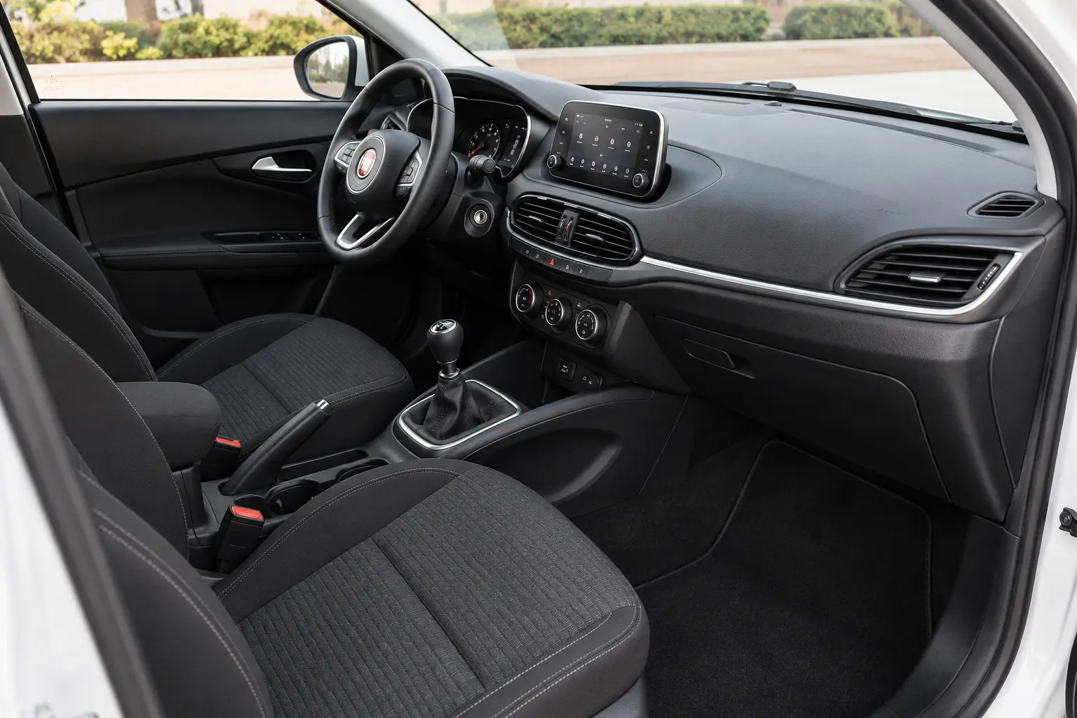 Fiat Egea Manuel iç görünüm